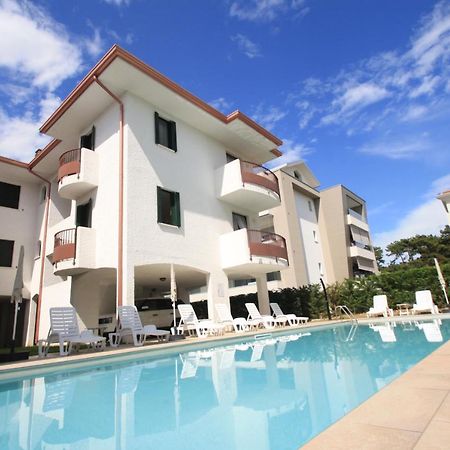 Villa Albaluisa Bibione Exterior photo